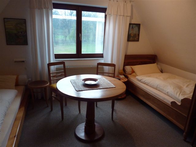 Bild unseres Wiesenzimmers in der Zimmervermietung Bad Nauheim